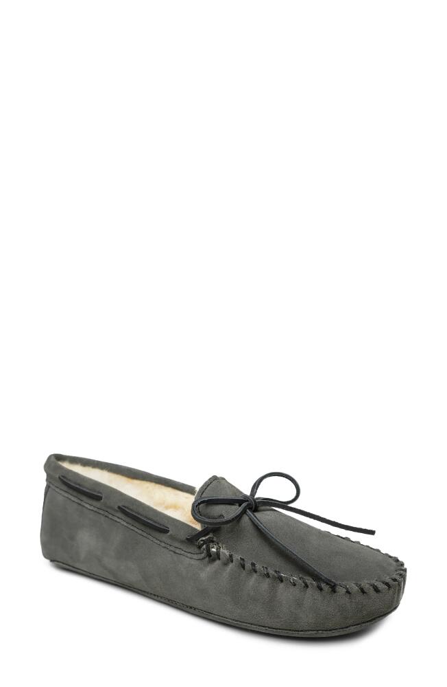 Minnetonka Genuine Shearling Lined Slipper in Grey Suede Cover