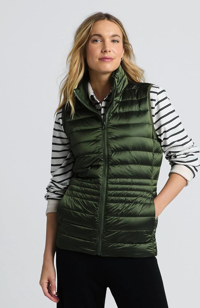 Lands' End Wanderweight Packable Ultralight Down Vest in Estate Green Shine Cover