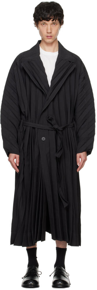 HOMME PLISSÉ ISSEY MIYAKE Black Edge Coat Cover