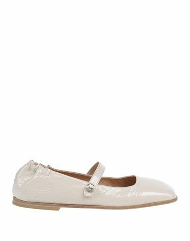 Fru. it Woman Ballet flats Cream Leather Cover