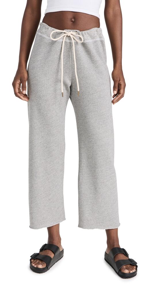 THE GREAT. The Wide Leg Cropped Sweatpants Varsity Grey Cover