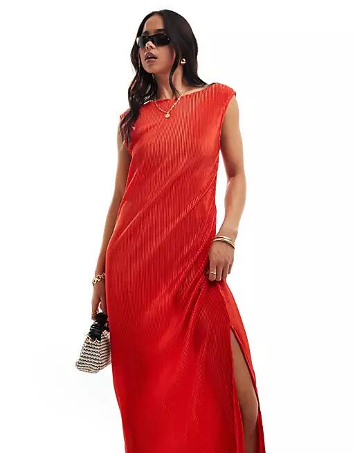 ONLY plisse boat neck maxi dress in red Cover