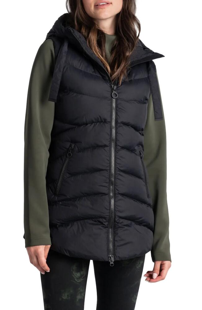 Lole Transition Water Repellent Hooded Quilted Vest in Black Beauty Cover