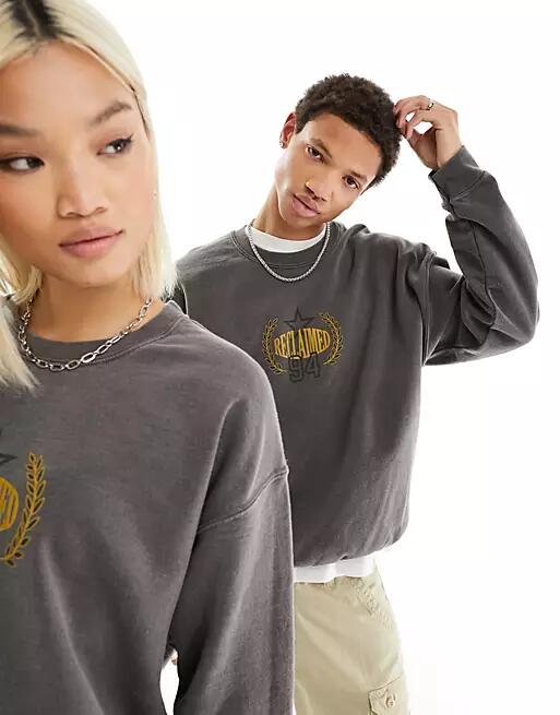 Reclaimed Vintage unisex logo sweatshirt in washed charcoal-Gray Cover