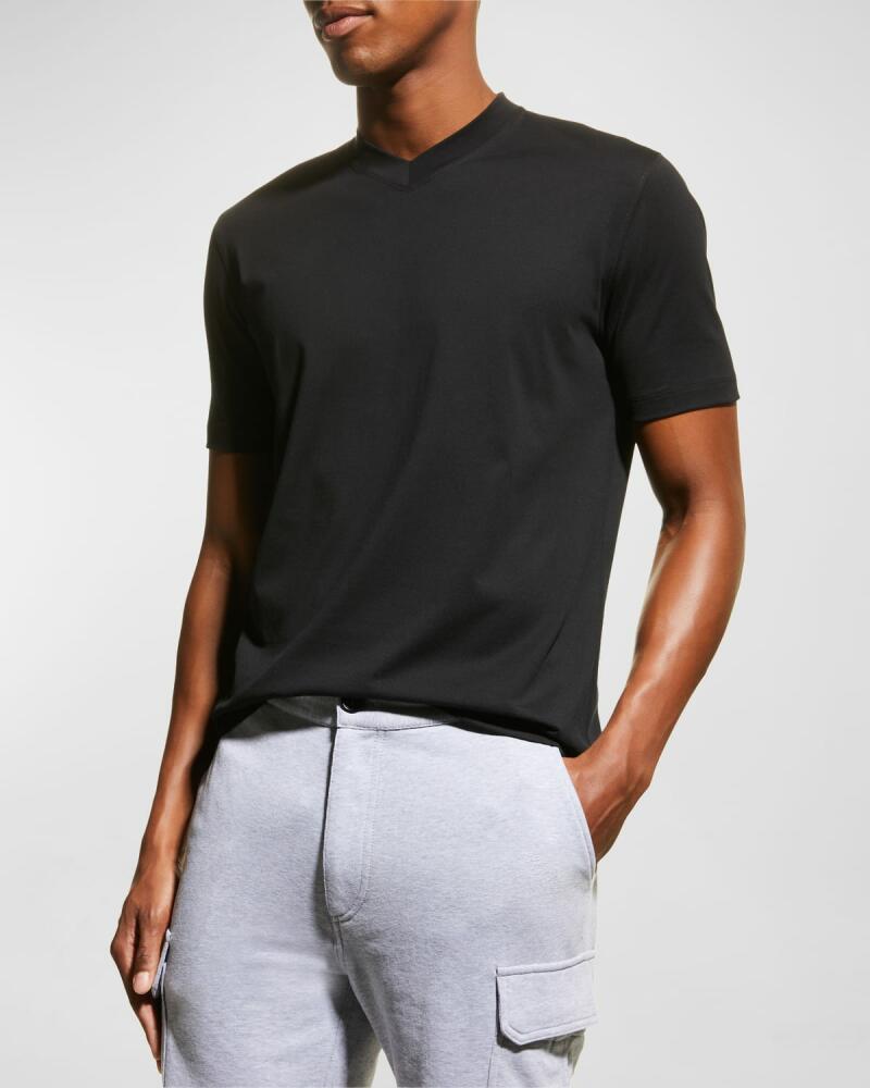 Brunello Cucinelli Men's Basic-Fit V-Neck T-Shirt Cover