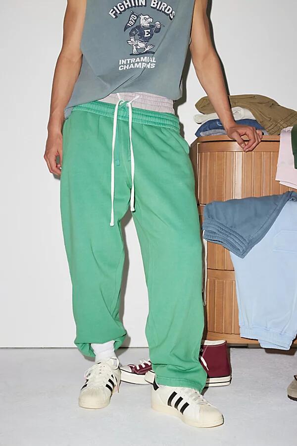 BDG Bonfire Straight Leg Sweatpant in Green Cover