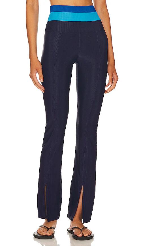 BEACH RIOT Amalfi Pant in Navy Cover