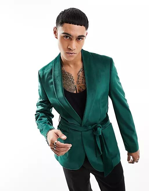 ASOS DESIGN super skinny smoking jacket in dark green velvet with belt Cover