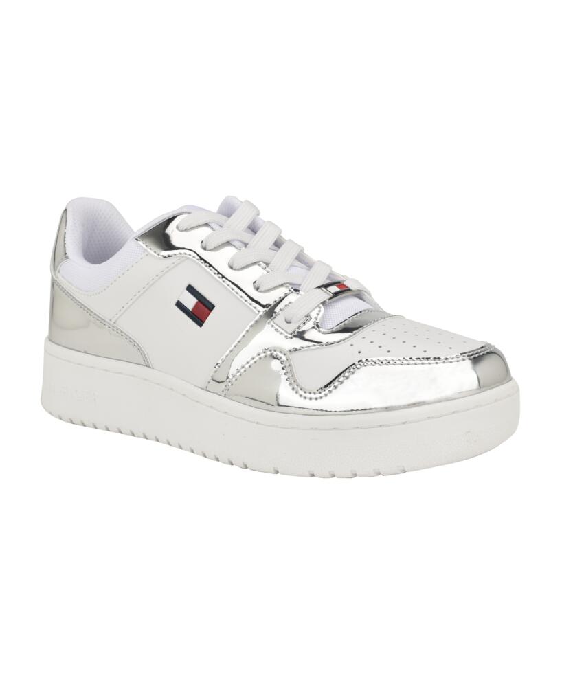 Tommy Hilfiger Women's Twigye Casual Lace up Sneakers - White/Silver Cover