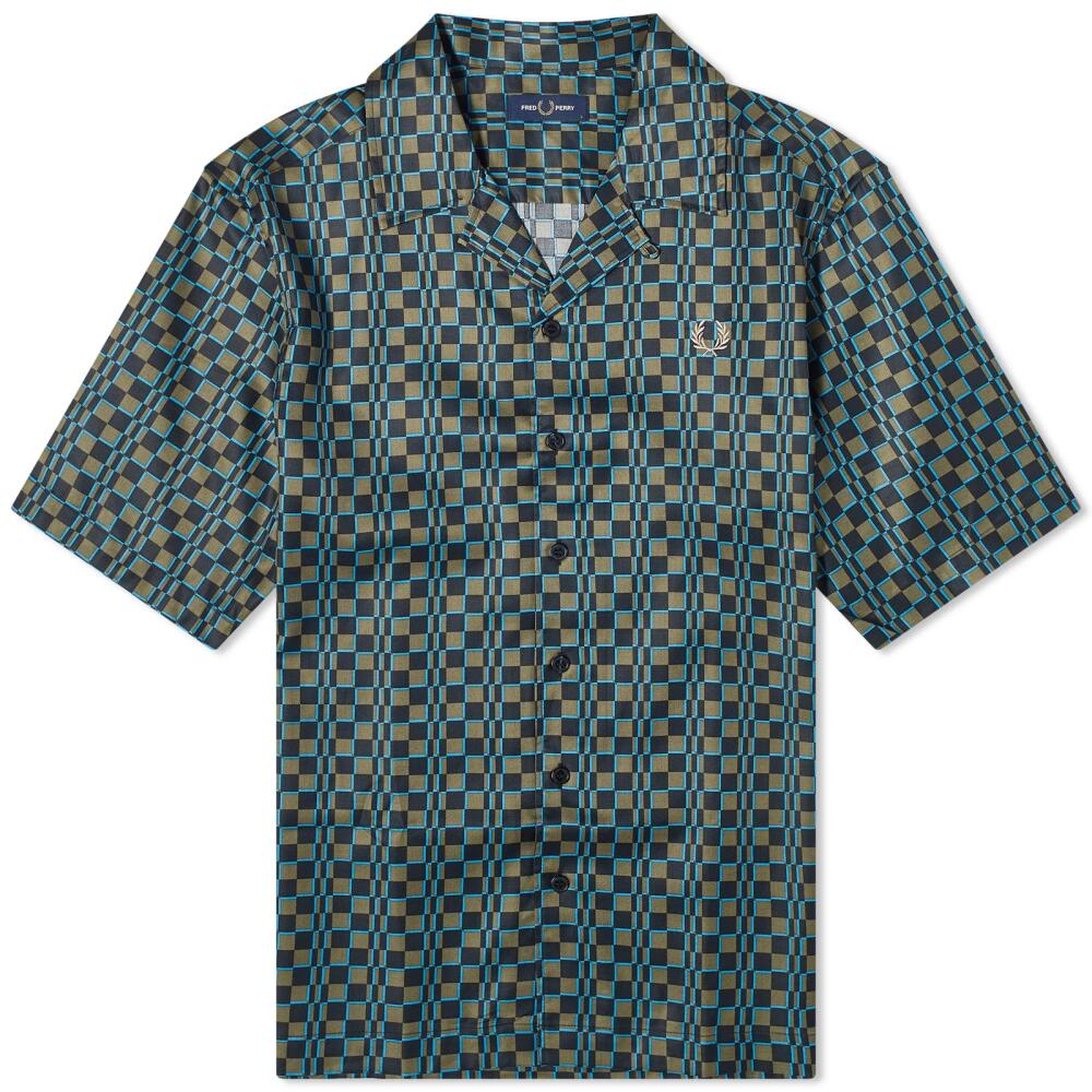 Fred Perry Men's Glitch Chequerboard Vacation Shirt in Uniform Green Cover