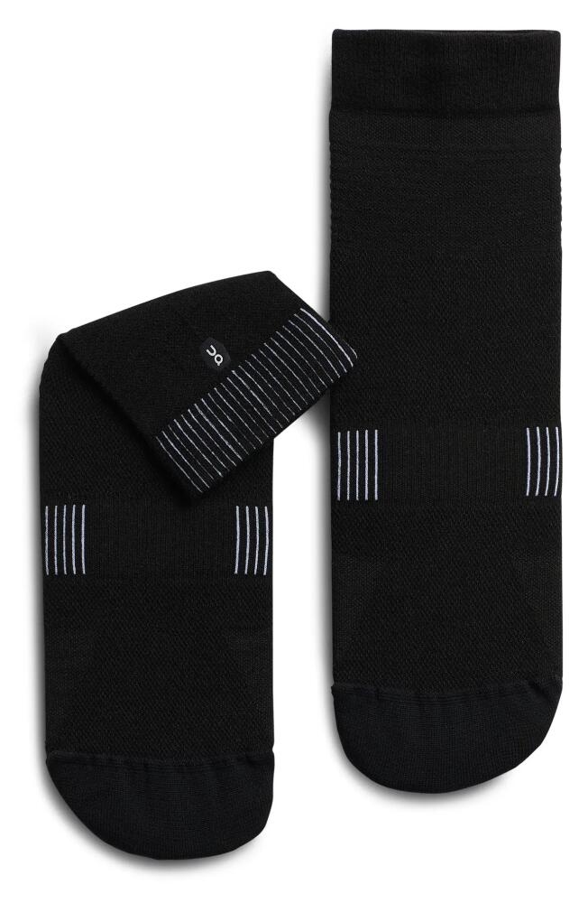 On Ultralight Crew Socks in Black/White Cover