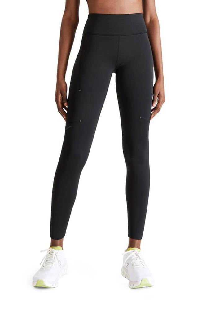 On Winter Performance Pocket Leggings in Black Cover