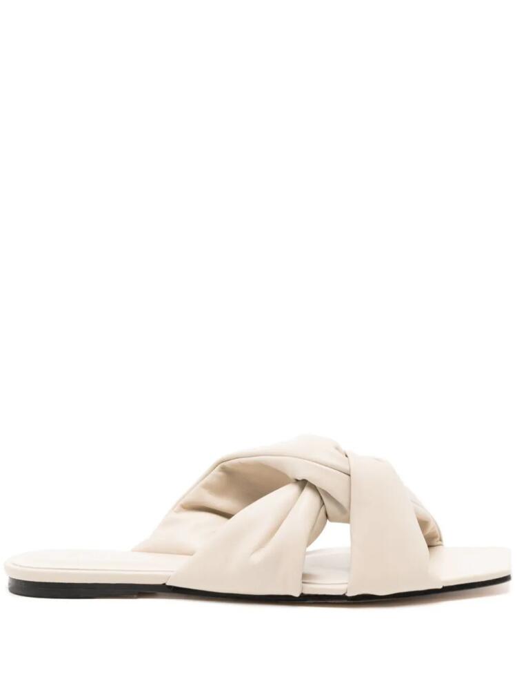 Studio Amelia Pillow Loop flat sandals - Neutrals Cover