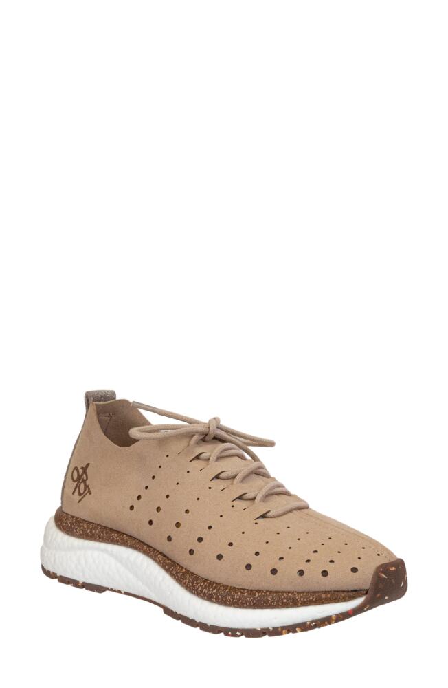 OTBT Alstead Perforated Sneaker in Beige Cover