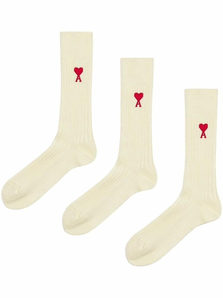 AMI Paris embroidered-logo ankle socks - White Cover