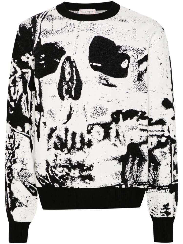 Alexander McQueen skull-jacquard jumper - White Cover