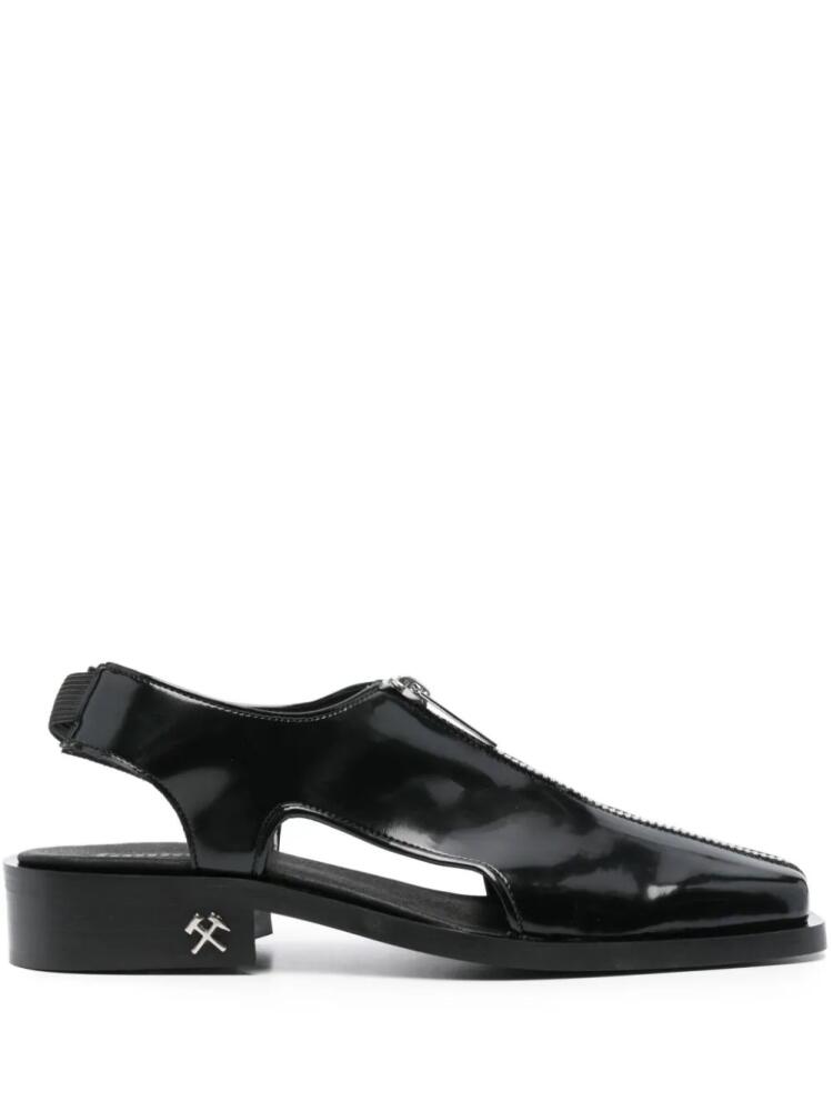 GmbH Hawi closed-toe sandals - Black Cover