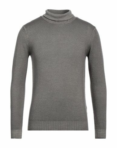 At. p.co Man Turtleneck Light brown Merino Wool Cover