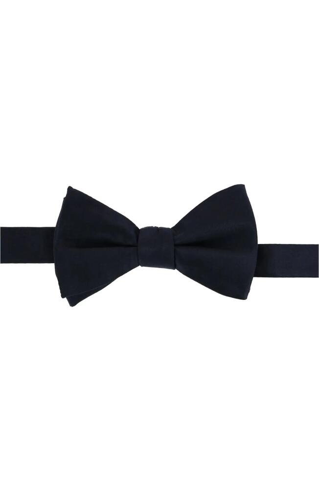 Trafalgar Sutton Pre-Tied Silk Bow Tie in Black Cover