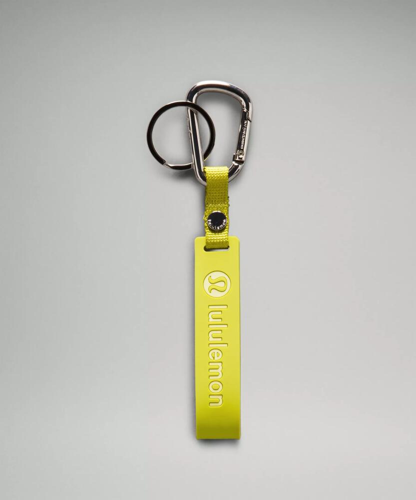 lululemon - Silicone Keychain - Yellow Serpentine/Washed Yellow Cover