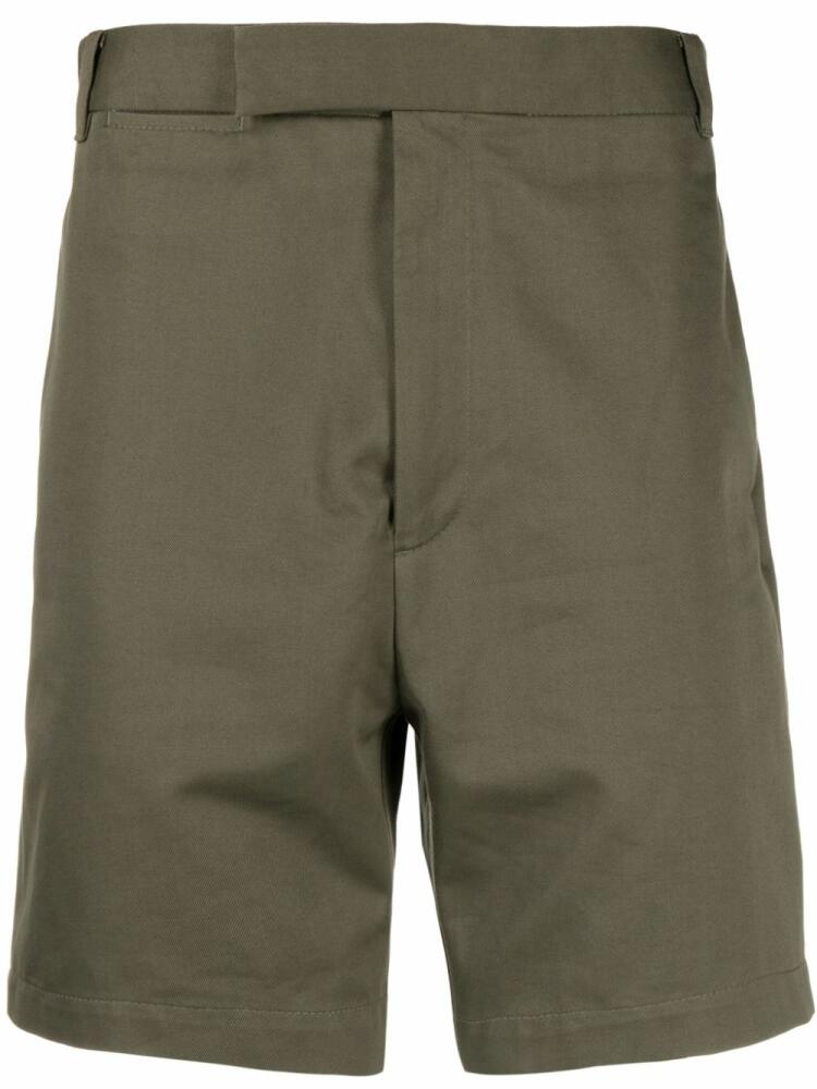 Thom Browne straight-leg cotton twill shorts - Green Cover