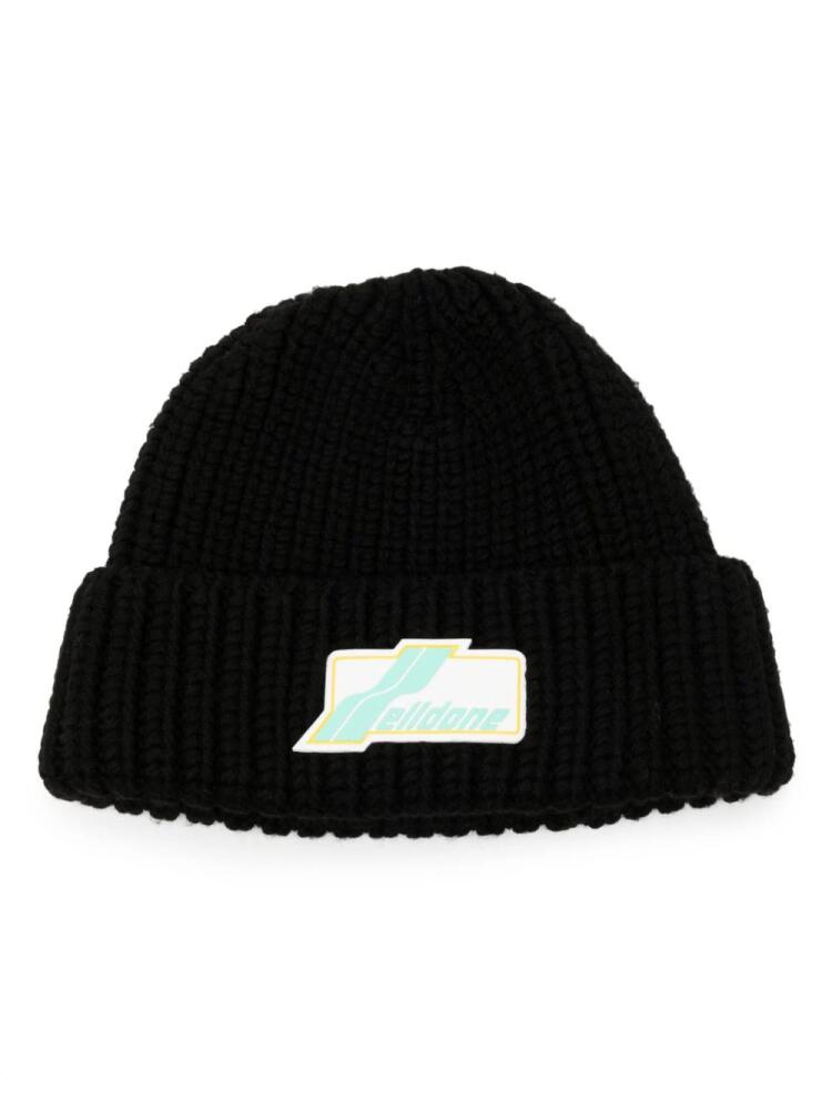 We11done logo-appliqué wool beanie - Black Cover