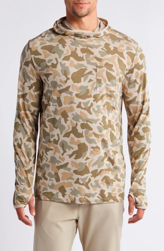 Free Fly Camouflage Lightweight UPF 20+ Hoodie in Barrier Island Camo Cover