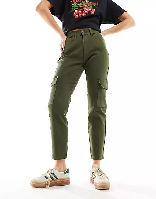 Noisy May Moni high rise ultility cargo jeans in khaki-Green Cover