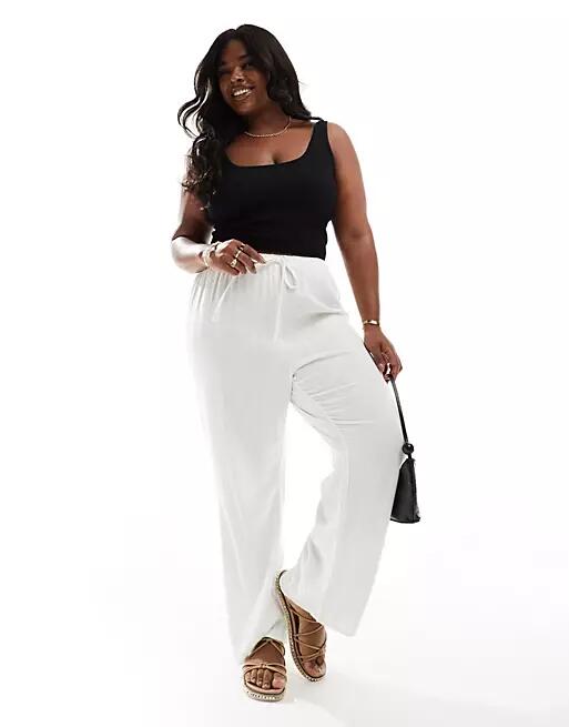 4th & Reckless Plus linen mix tie waist wide leg pants in white Cover