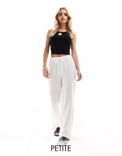 4th & Reckless Petite exclusive linen mix tie waist wide leg pants in white Cover