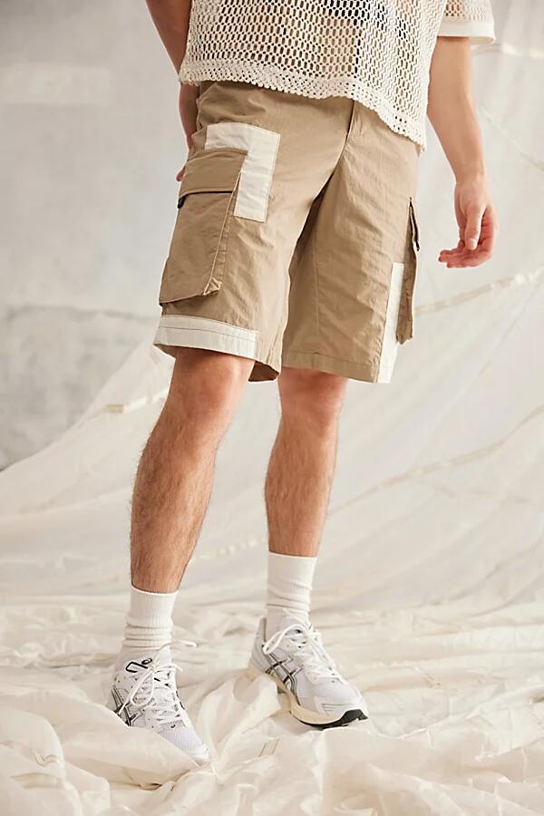 Standard Cloth Utility Bermuda Short in Greige/Arctic Wolf Cover