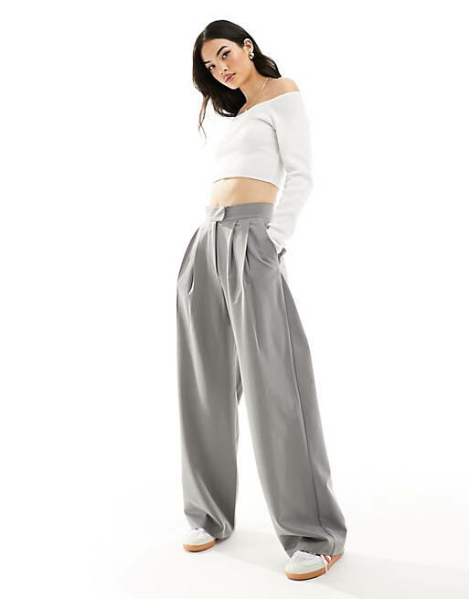 ASOS DESIGN tailored wide leg pants with pleat detail in gray Cover