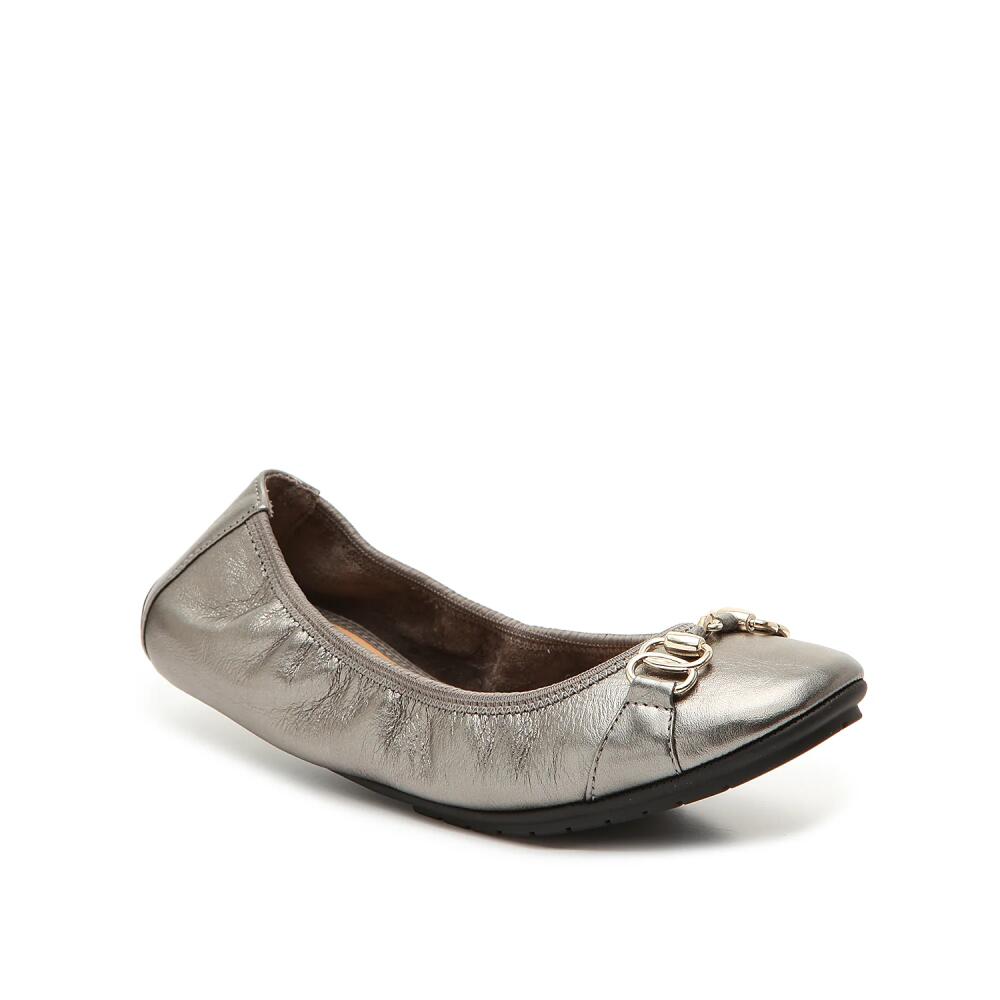 Me Too Olympia Ballet Flat | Women's | Pewter Metallic Cover