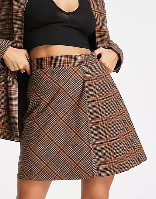 French Connection pleated mini skirt in brown check - part of a set Cover