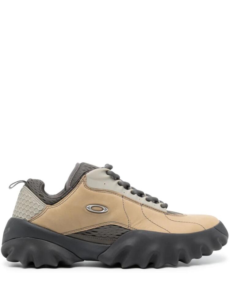 Oakley Factory Team Chop Saw sneakers - Brown Cover