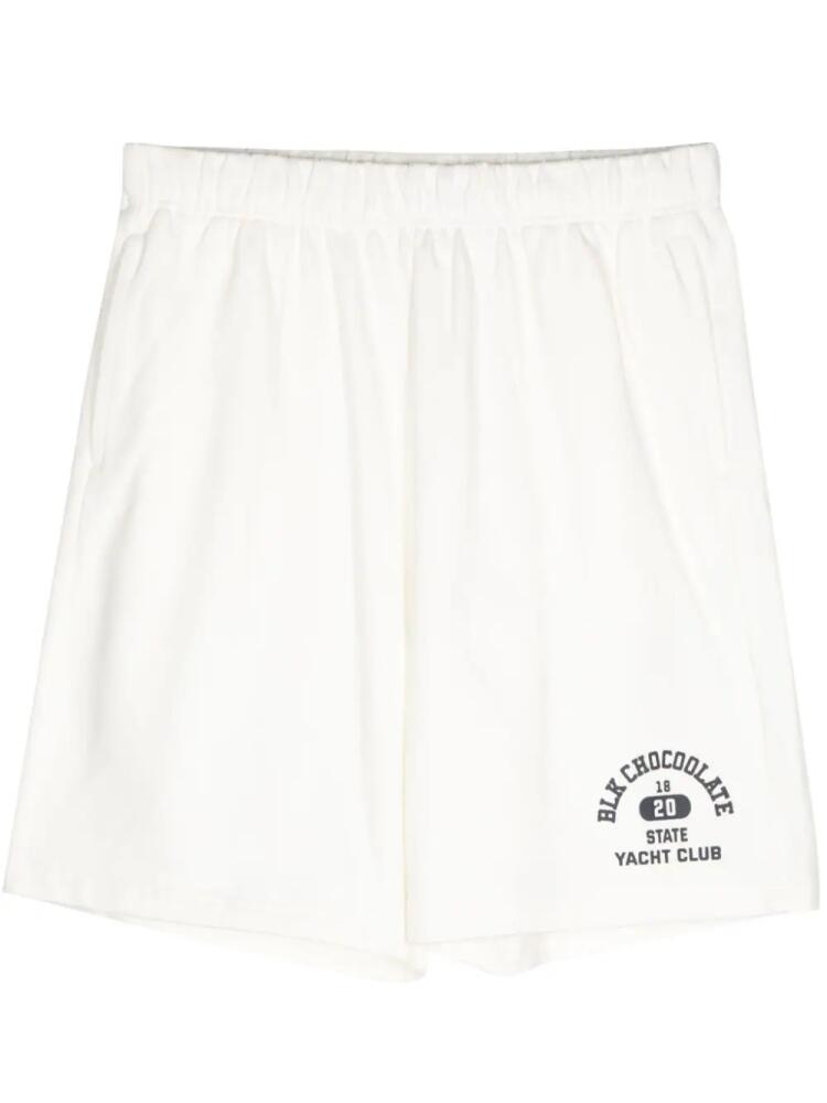 CHOCOOLATE logo-print cotton shorts - White Cover