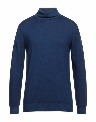 At. p.co Man Turtleneck Blue Merino Wool Cover