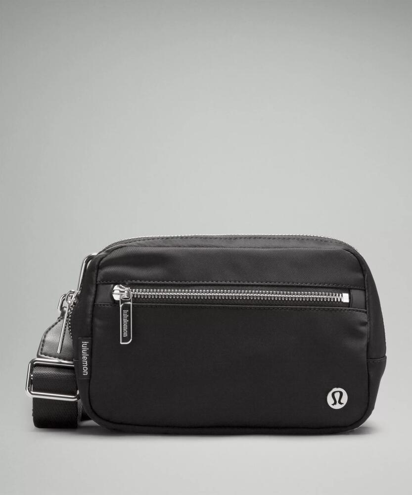 lululemon - Everywhere Convertible Crossbody 1.5L - Black/Neutral Cover