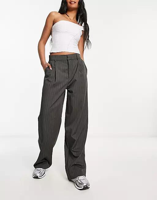 Cotton On relaxed suit pants in charcoal-Gray Cover