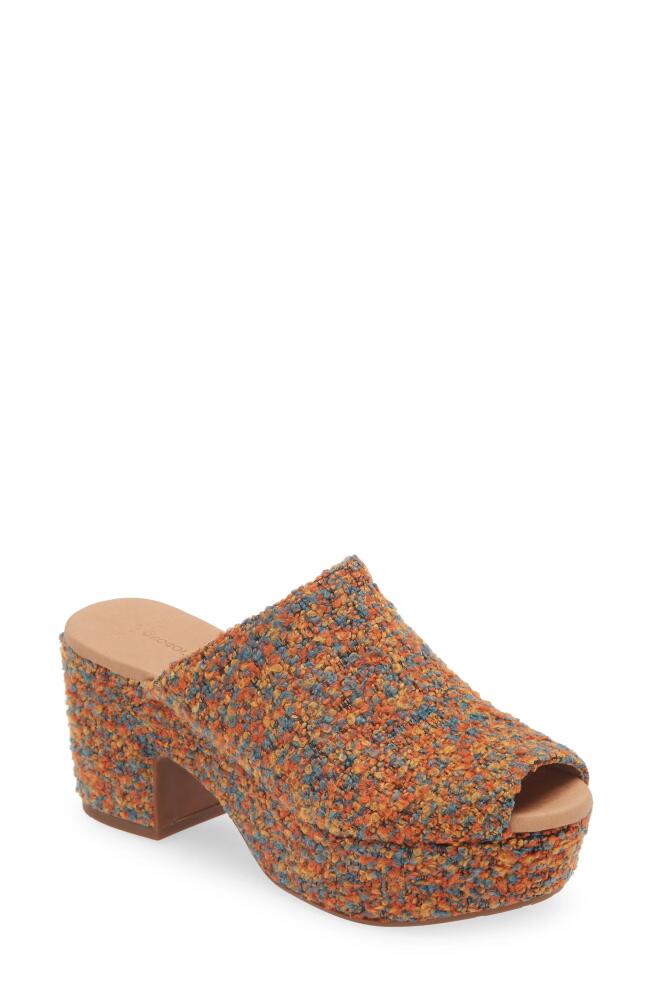 Chocolat Blu Gwyn Platform Sandal in Rust Multi Tweed Cover