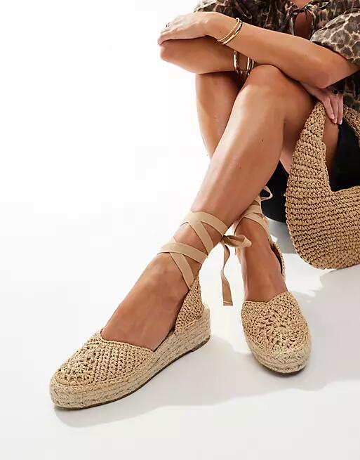 Stradivarius rustic flat wedges in sand-Neutral Cover