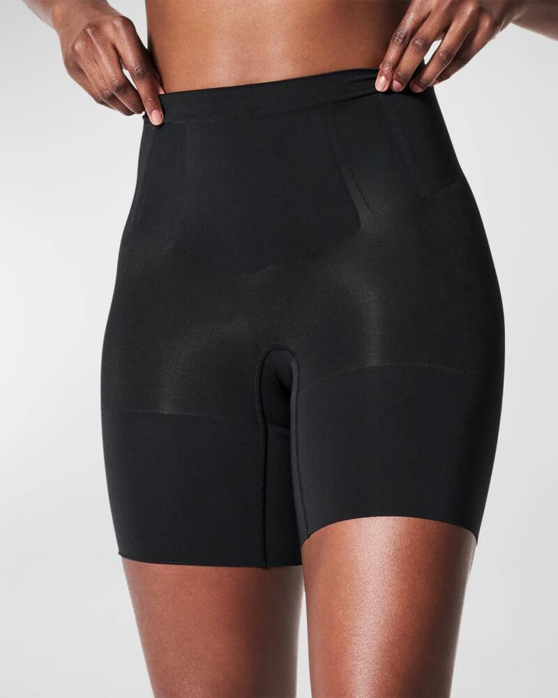 Spanx OnCore Mid-Thigh Shorts Cover