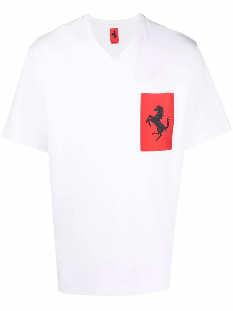 Ferrari logo-patch v-neck T-shirt - White Cover