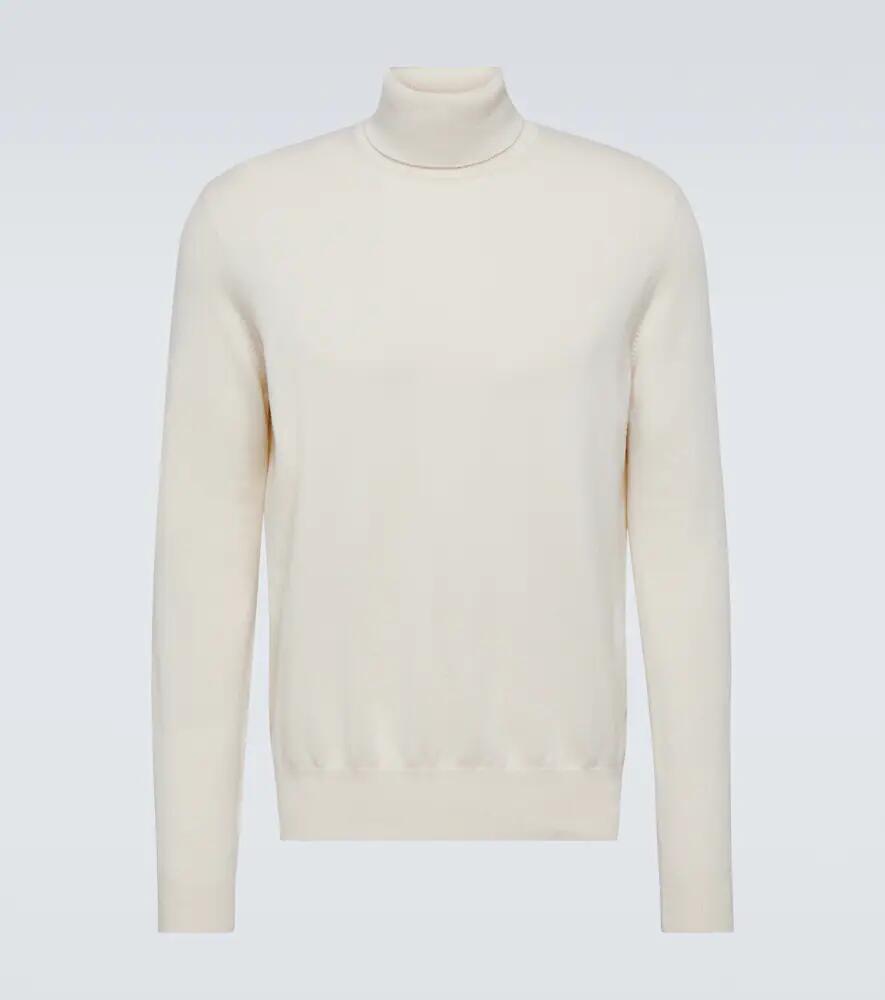 Loro Piana Cashmere turtleneck sweater Cover