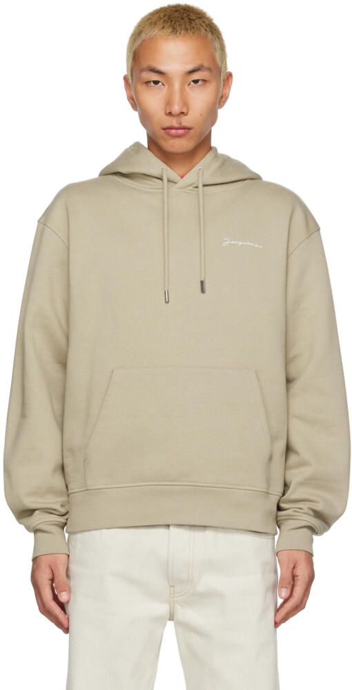 JACQUEMUS Beige 'Le Sweatshirt Brodé' Sweatshirt Cover