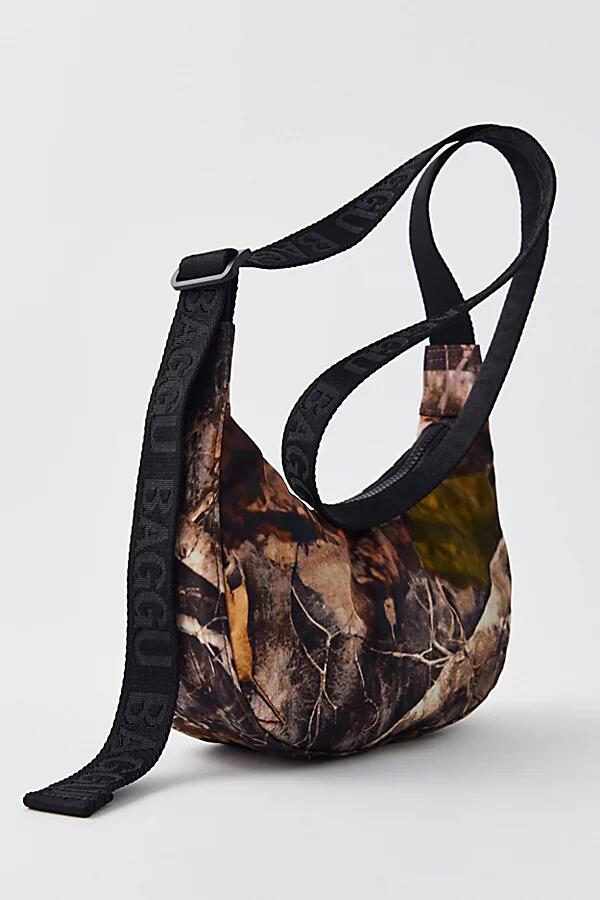 BAGGU Small Nylon Crescent Bag in Photo Forest Cover