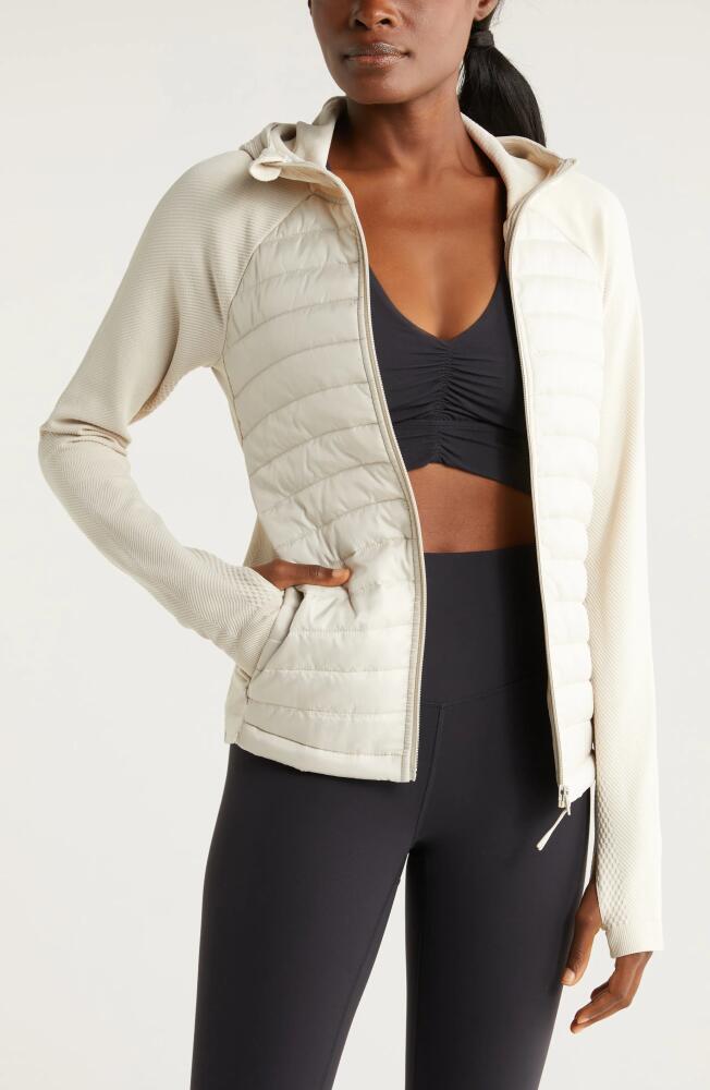 Zella Seamless Mixed Media Puffer Jacket in Grey Moonbeam Cover