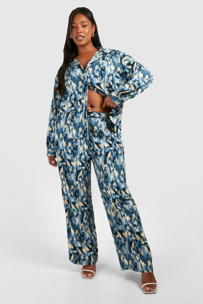 boohoo Womens Plus Blue Printed Two-Piece Set - Black Cover