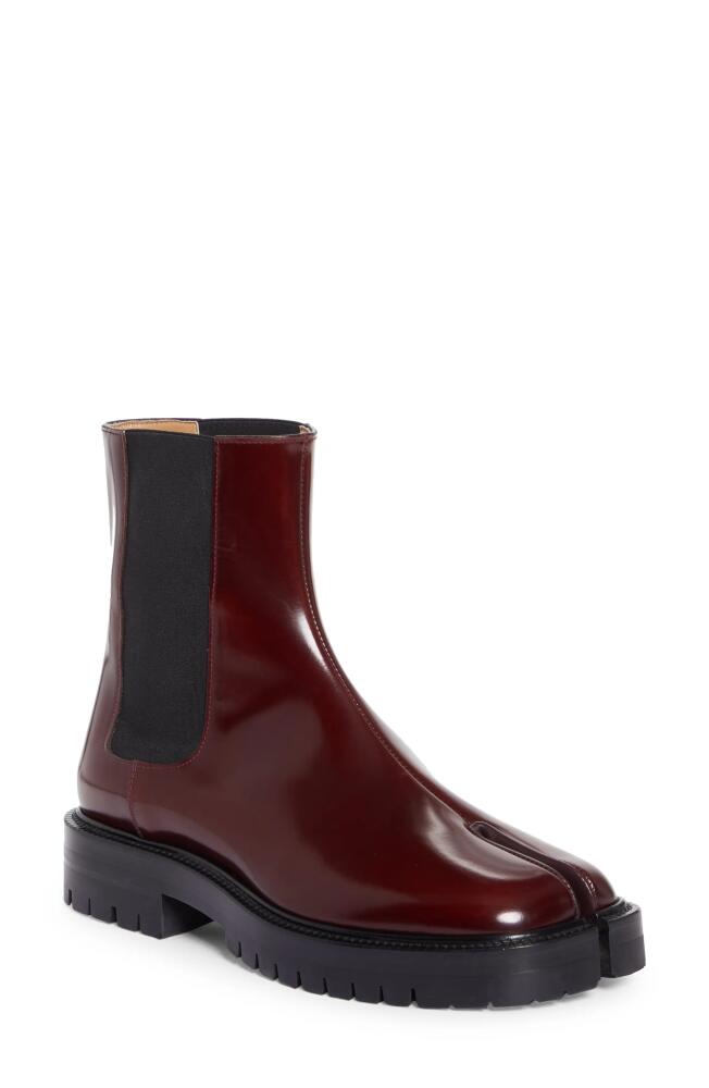 Maison Margiela Tabi Lug Sole Chelsea Boot in Bordeaux /Black Cover