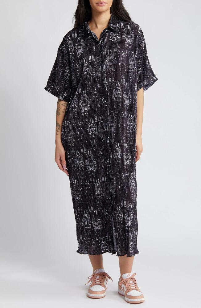 Dressed in Lala Astronaut Plissé Shirt Dress Cover